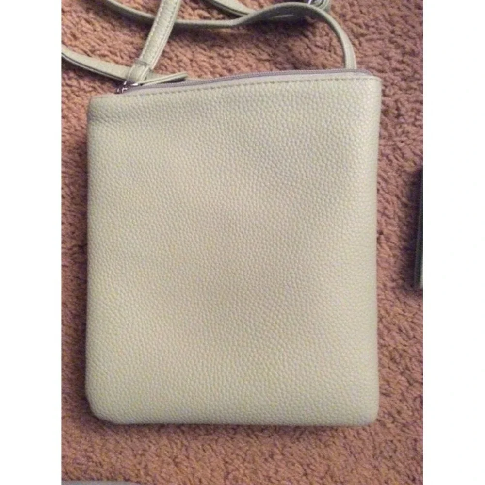 INVENTORY REDUCTION Mint Green SafeKeeper Crossbody Bag w/Matching Wallet NB